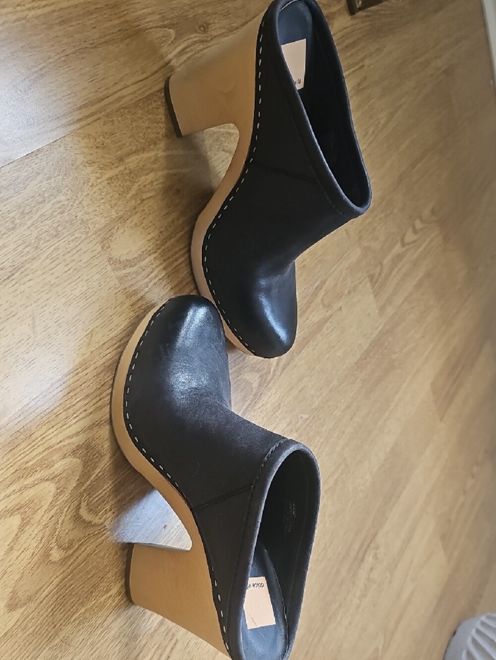 Dolce Vita Black Leather Mule Clogs with Tan Block Heel - Picture 6 of 7